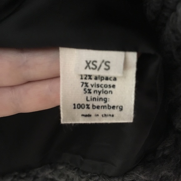 L'agence Knit Gray Cape - Picture 5 of 5